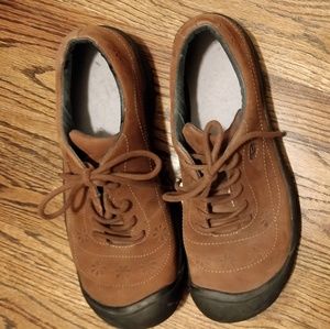 Keen hiking shoes boots 10